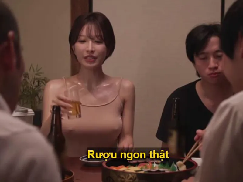 Cô vợ gạ quan hệ cả gia đình chồng