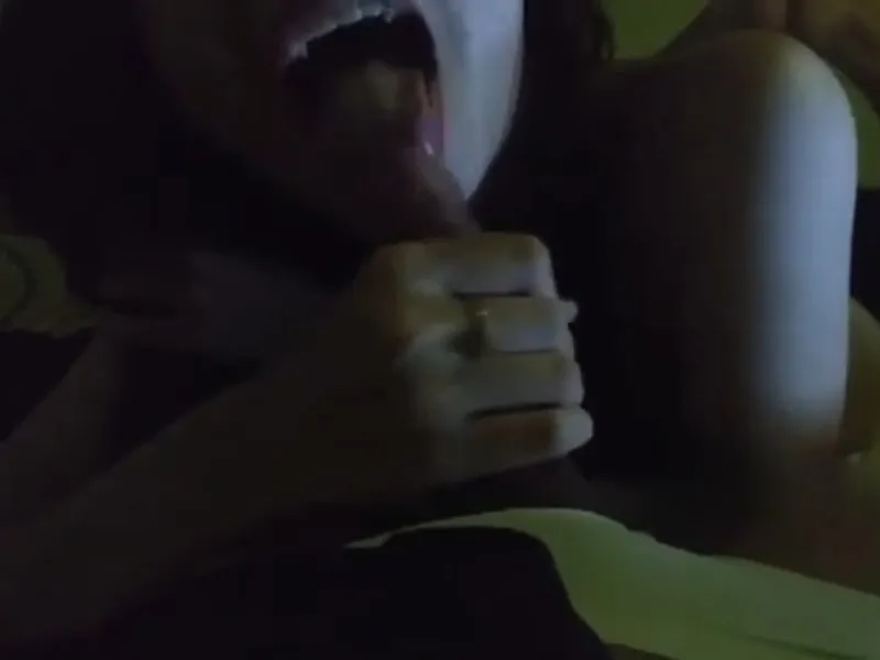 Kỹ năng bú liếm thế này thì cặc nào chịu cho nổi