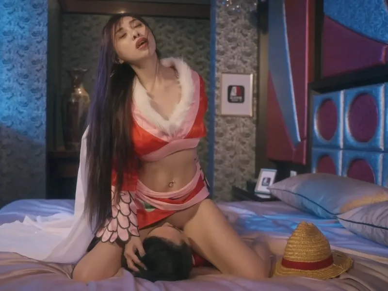 Boa Hancock chết mê chết mệt với con cặc của tứ hoàng Luffy sau khi trở thành Vua Hải Tặc